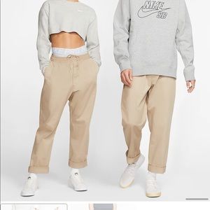Nike SB skate chino pants, unisex size M